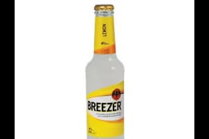 Bacardi Breezer Plus Lemonade image